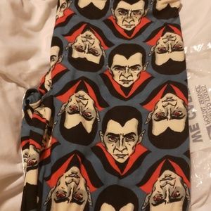 Dracula Halloween OS Lularoe leggings